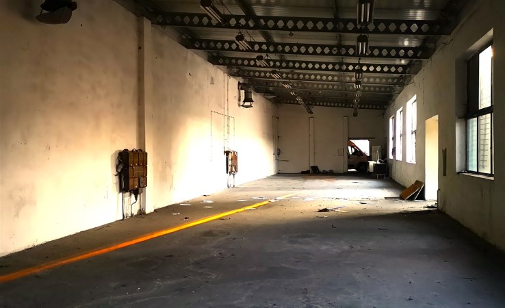 hala na sprzedaż - Warszawa